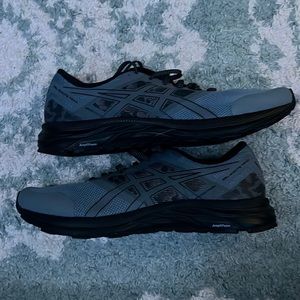 Gray men ASICS size 13